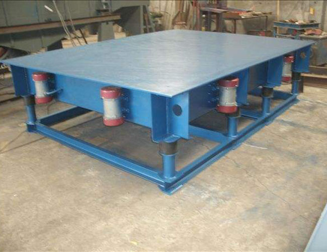 水泥振動平臺電機(jī)安裝的應(yīng)用(振動源電機(jī))